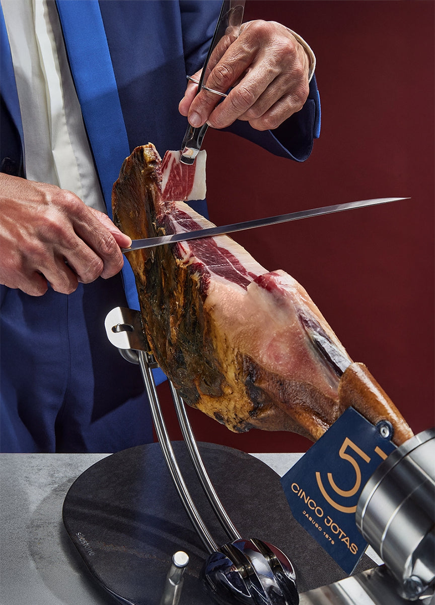 Cinco Jotas premium ham holder